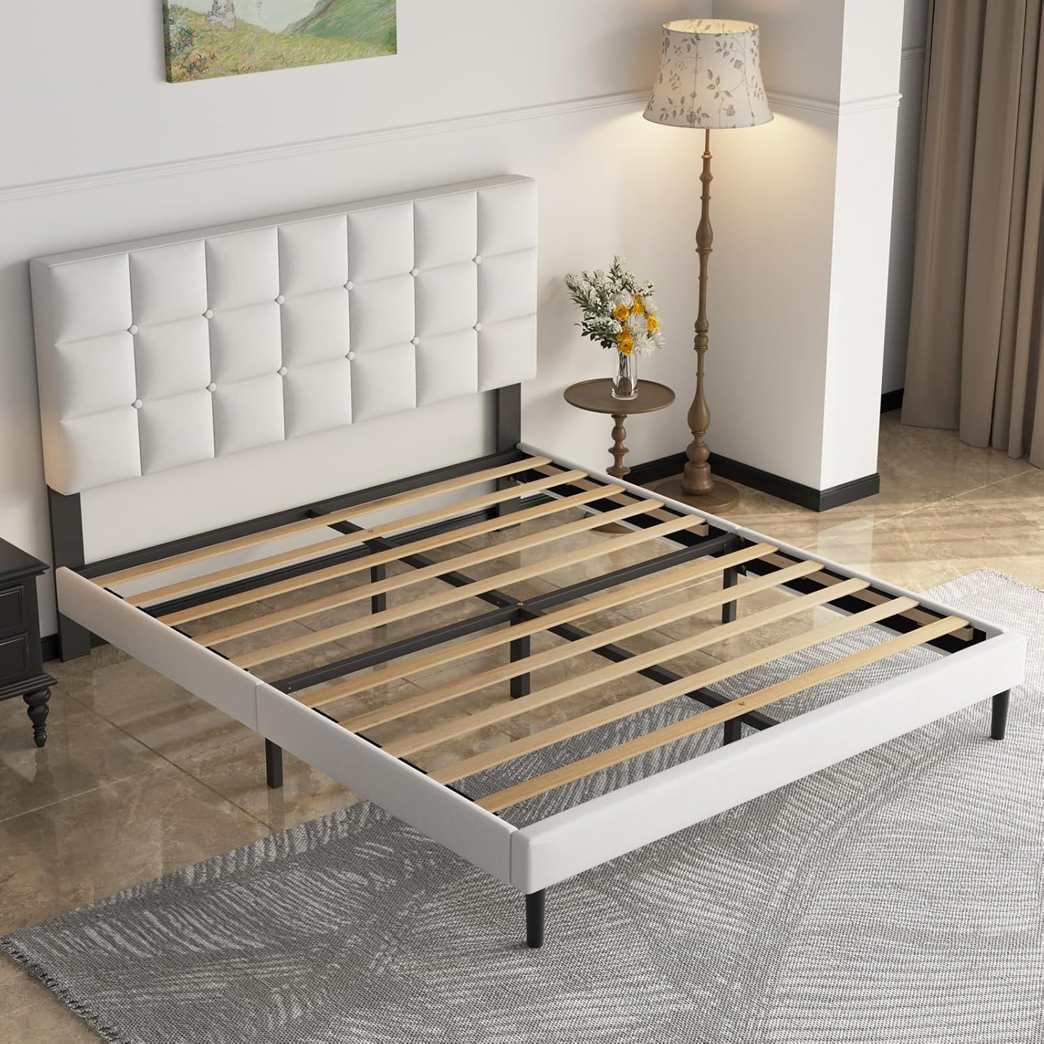 Polsterbett 140x200 cm Doppelbett mit Lattenrost, gepolstertes Kopfteil aus Leinen, Bettgestell Höhe 30 cm mit Stauraum, Weiß